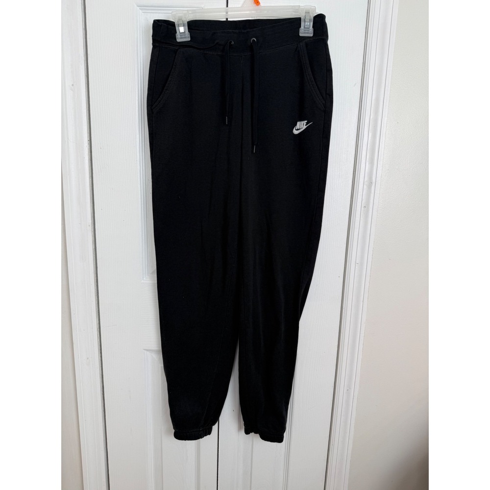 Nike Sportswear Club Fleece Joggers Small Black Minimalist Athleisure Sweatpants